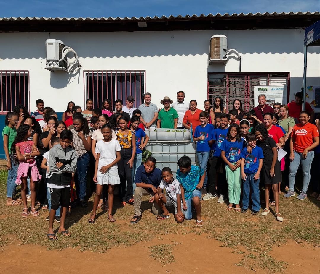 Educação sustentável em ação: Projeto Aquaponia leva conhecimento prático aos estudantes de Carmolândia