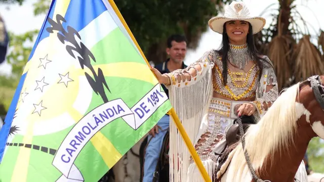 Tradição e Orgulho: Comitiva de Carmolândia é destaque na Cavalgada de Xambioá 2025