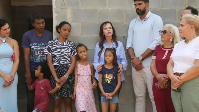 Senadora Dorinha visita Carmolândia e participa da entrega da 2ª Casa Ecológica do município